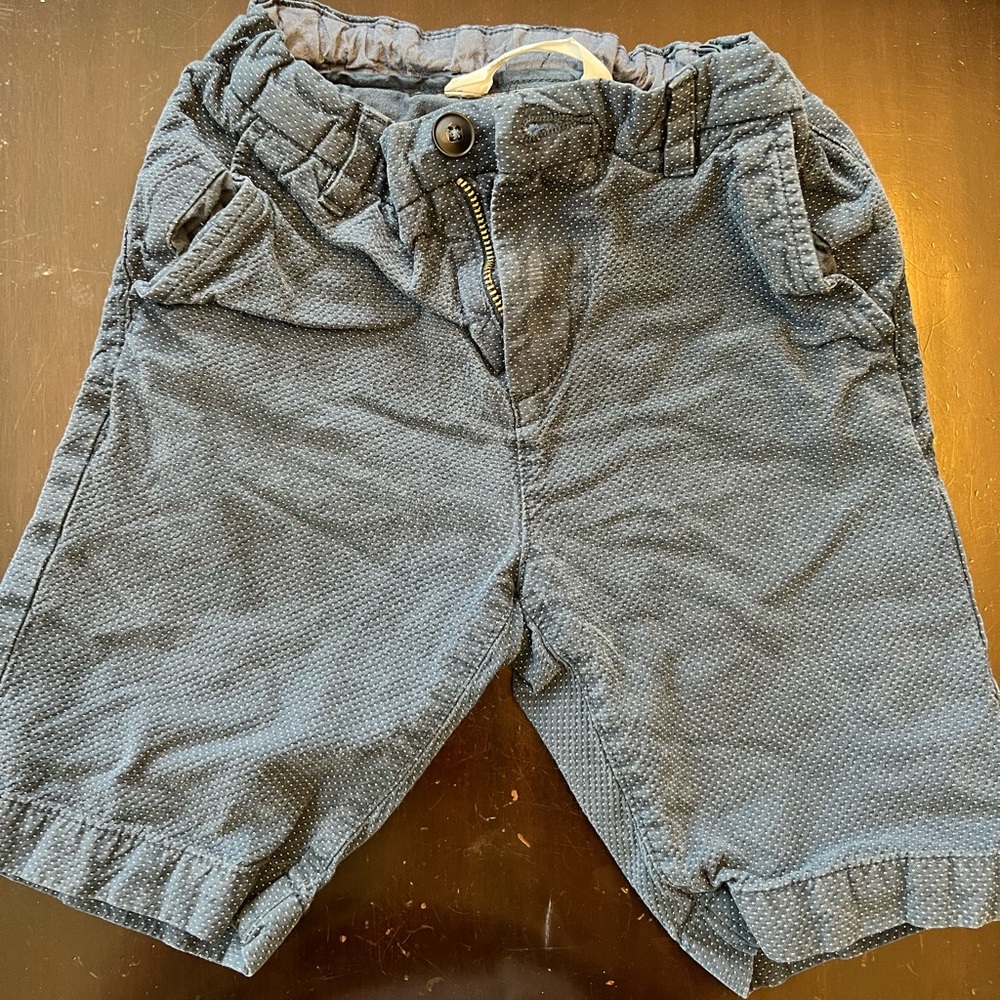 H&M boys shorts size 6-7.